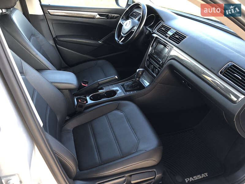Седан Volkswagen Passat 2018 в Костополе фото 24 Седан Volkswagen Passat 2018 в Костополе