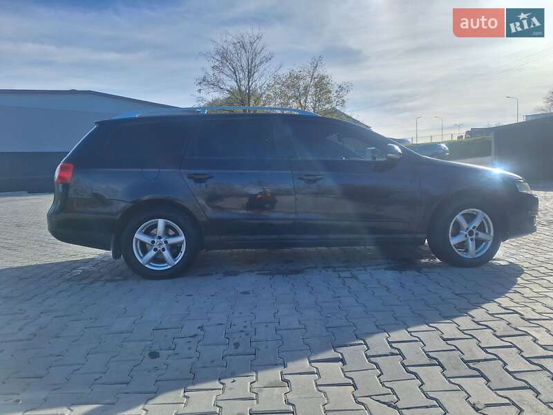 Універсал Volkswagen Passat 2005 в Чернівцях