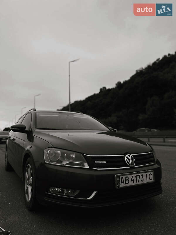 Універсал Volkswagen Passat 2013 в Києві фото Універсал Volkswagen Passat 2013 в Києві