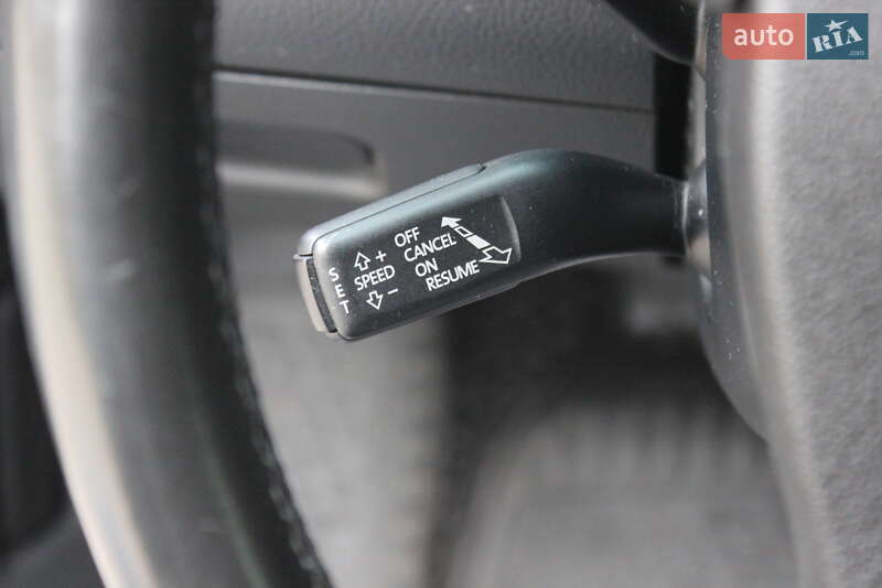 Седан Volkswagen Passat 2009 в Днепре