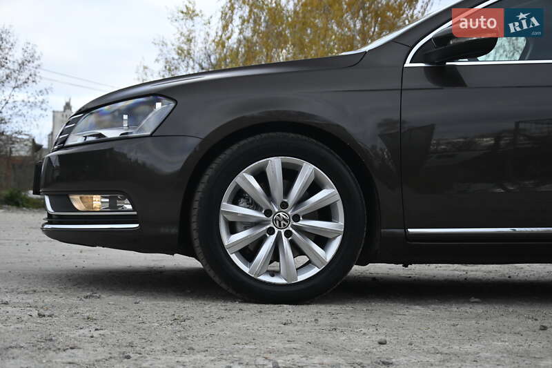 Универсал Volkswagen Passat 2012 в Бердичеве