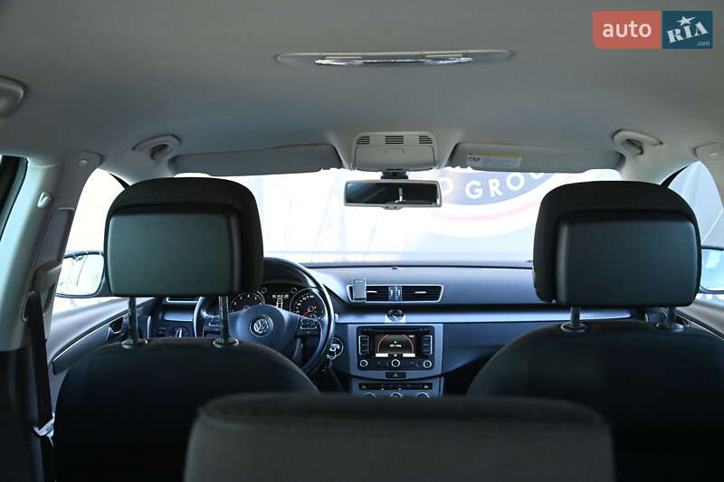 Универсал Volkswagen Passat 2012 в Бердичеве