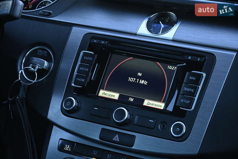 Универсал Volkswagen Passat 2012 в Бердичеве