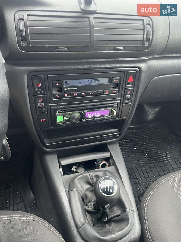 Универсал Volkswagen Passat 2004 в Шевченкове фото 9 Универсал Volkswagen Passat 2004 в Шевченкове