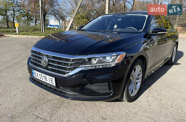 Седан Volkswagen Passat 2020 в Хмельницькому