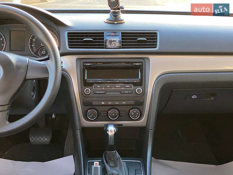 Седан Volkswagen Passat 2013 в Львове фото 18 Седан Volkswagen Passat 2013 в Львове