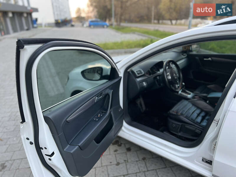 Универсал Volkswagen Passat 2011 в Львове фото 10 Универсал Volkswagen Passat 2011 в Львове