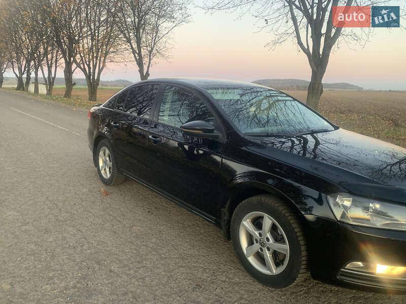 Седан Volkswagen Passat 2011 в Дубно фото 3 Седан Volkswagen Passat 2011 в Дубно