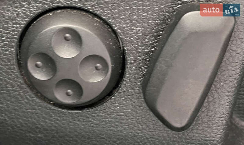 Універсал Volkswagen Passat 2013 в Львові фото 7 Універсал Volkswagen Passat 2013 в Львові