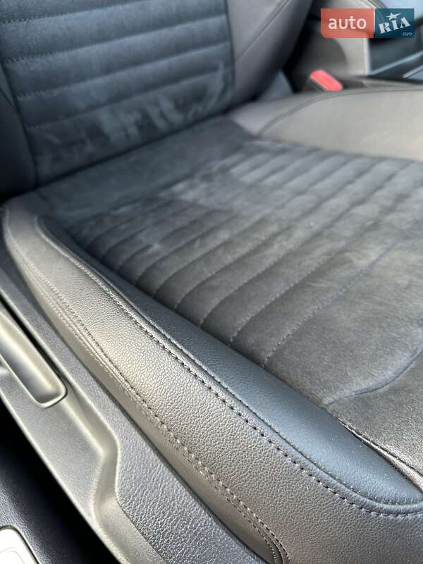 Универсал Volkswagen Passat 2019 в Стрые фото 112 Универсал Volkswagen Passat 2019 в Стрые