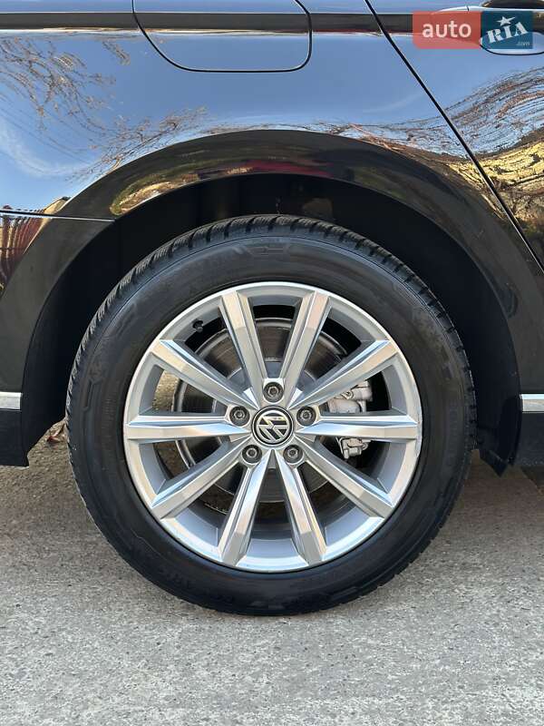 Универсал Volkswagen Passat 2019 в Стрые фото 141 Универсал Volkswagen Passat 2019 в Стрые