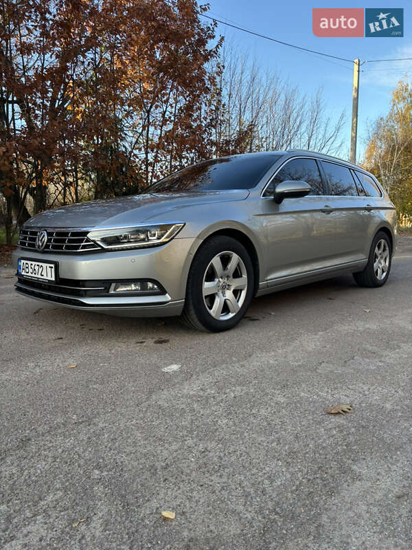 Универсал Volkswagen Passat 2015 в Житомире фото Универсал Volkswagen Passat 2015 в Житомире