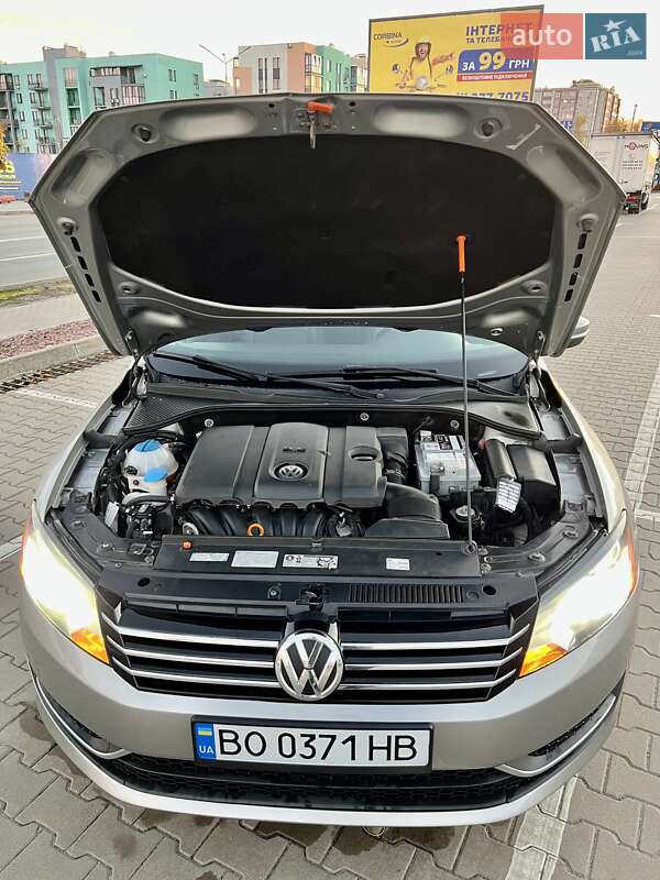 Седан Volkswagen Passat 2012 в Софиевской Борщаговке