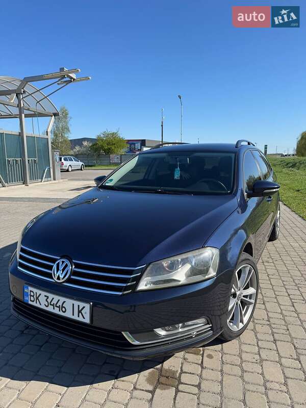 Универсал Volkswagen Passat 2010 в Ровно фото 3 Универсал Volkswagen Passat 2010 в Ровно