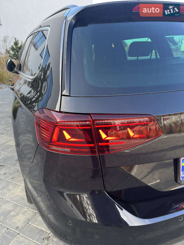 Универсал Volkswagen Passat 2022 в Луцке фото 23 Универсал Volkswagen Passat 2022 в Луцке