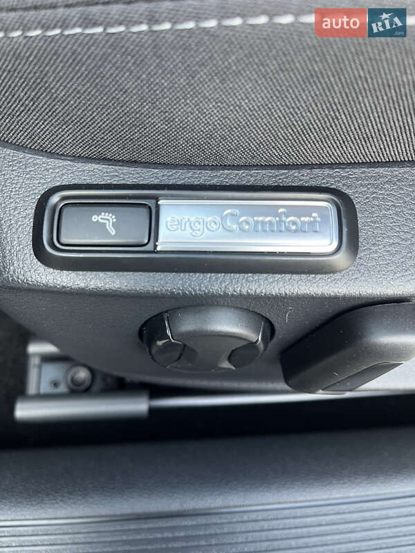 Универсал Volkswagen Passat 2022 в Луцке фото 49 Универсал Volkswagen Passat 2022 в Луцке