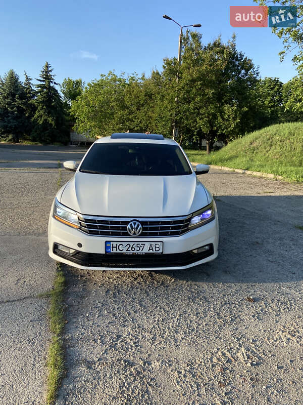 Седан Volkswagen Passat 2013 в Кривом Роге фото 2 Седан Volkswagen Passat 2013 в Кривом Роге