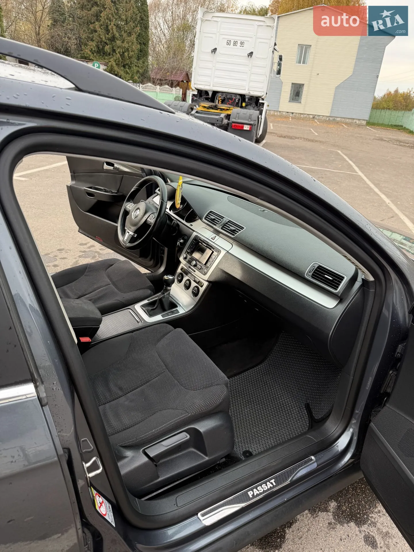 2010 Volkswagen Passat - мініатюра 6