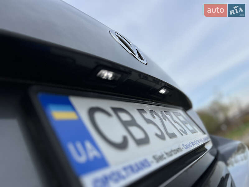 Універсал Volkswagen Passat 2016 в Києві