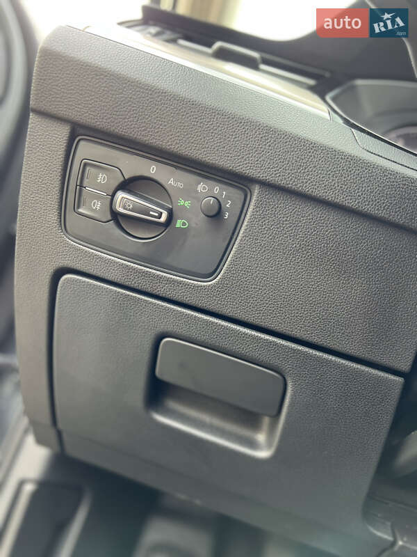 Універсал Volkswagen Passat 2016 в Києві