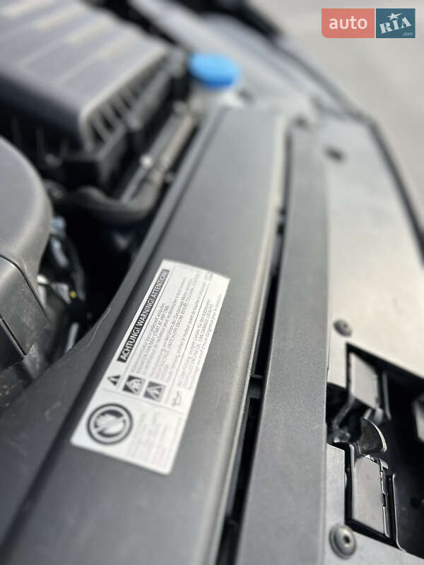 Універсал Volkswagen Passat 2016 в Києві