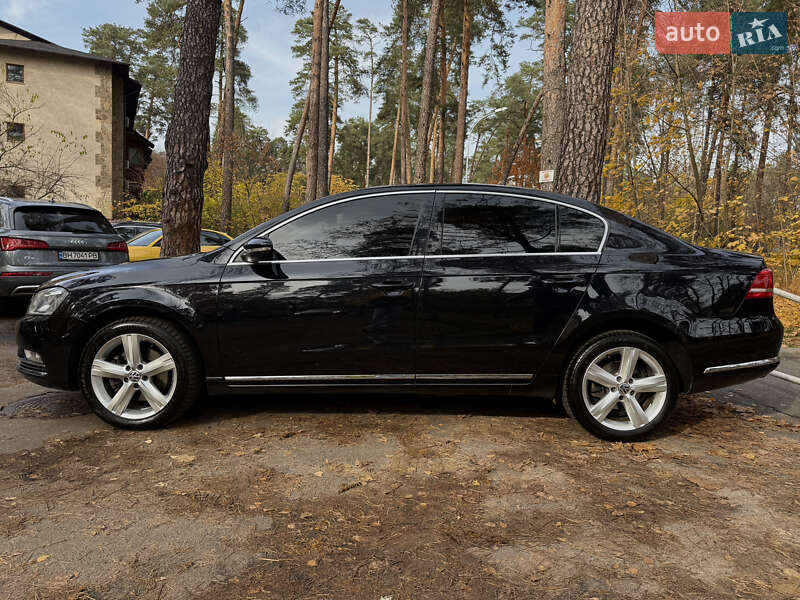 Седан Volkswagen Passat 2012 в Киеве фото 2 Седан Volkswagen Passat 2012 в Киеве