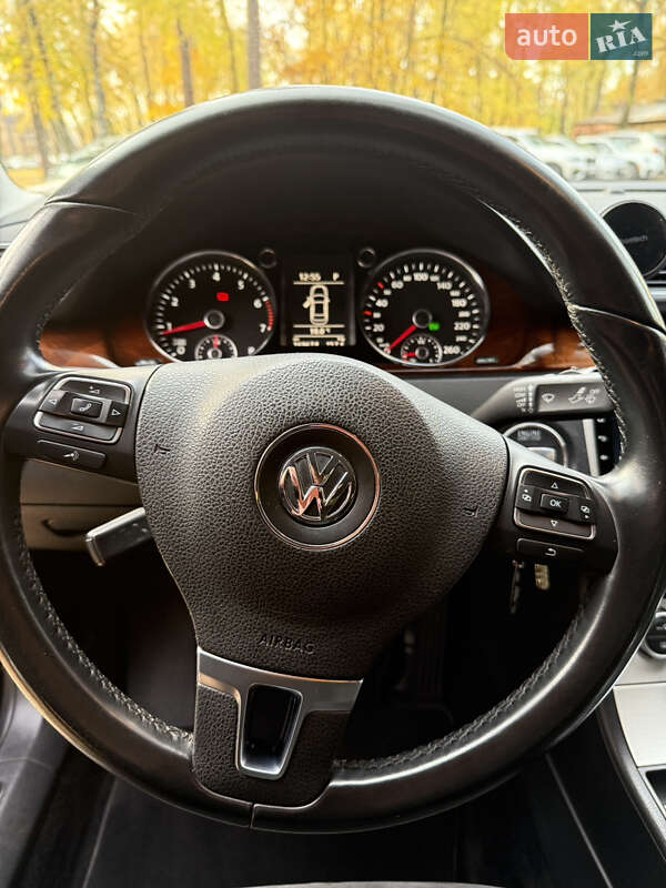 Седан Volkswagen Passat 2012 в Киеве фото 9 Седан Volkswagen Passat 2012 в Киеве