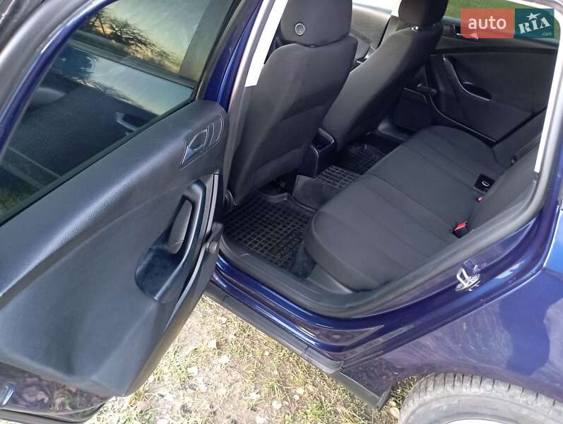 Универсал Volkswagen Passat 2005 в Красилове