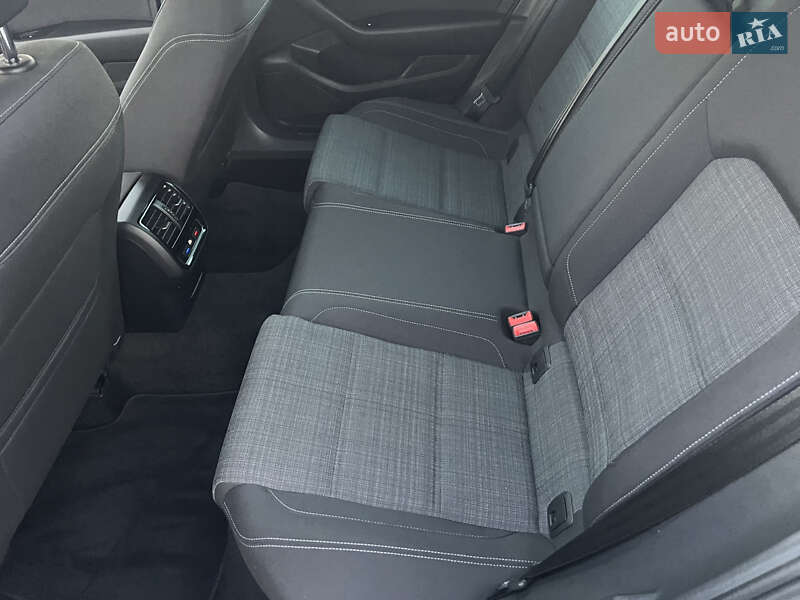 Универсал Volkswagen Passat 2021 в Дунаевцах фото 26 Универсал Volkswagen Passat 2021 в Дунаевцах