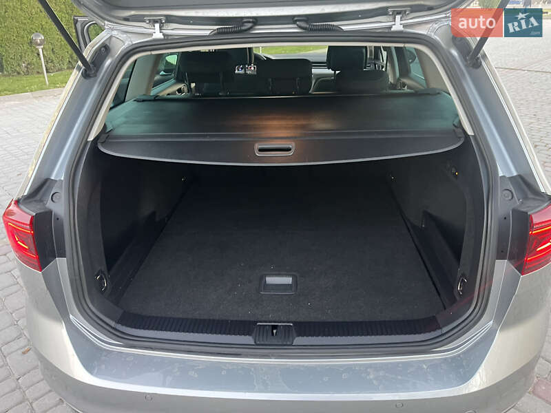 Универсал Volkswagen Passat 2021 в Дунаевцах фото 34 Универсал Volkswagen Passat 2021 в Дунаевцах