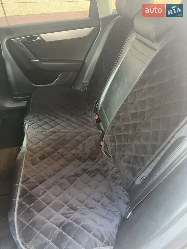 Универсал Volkswagen Passat 2011 в Мукачево