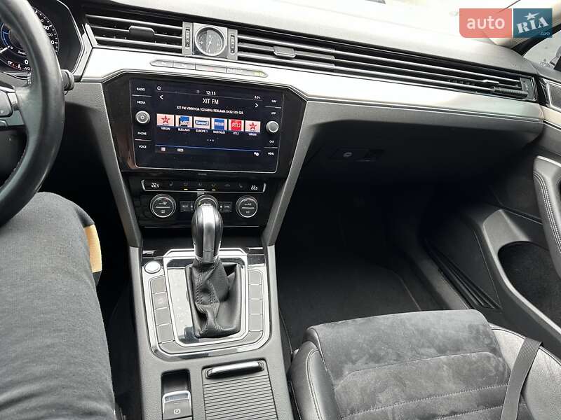 Седан Volkswagen Passat 2018 в Виннице фото 12 Седан Volkswagen Passat 2018 в Виннице