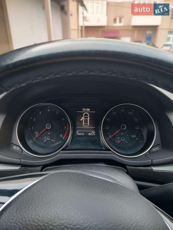 Седан Volkswagen Passat 2016 в Киеве