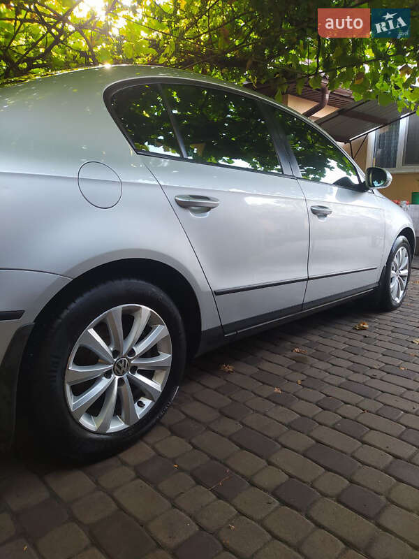 Седан Volkswagen Passat 2008 в Ахтырке фото 5 Седан Volkswagen Passat 2008 в Ахтырке