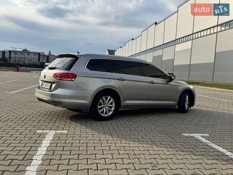 Универсал Volkswagen Passat 2015 в Ивано-Франковске фото 2 Универсал Volkswagen Passat 2015 в Ивано-Франковске