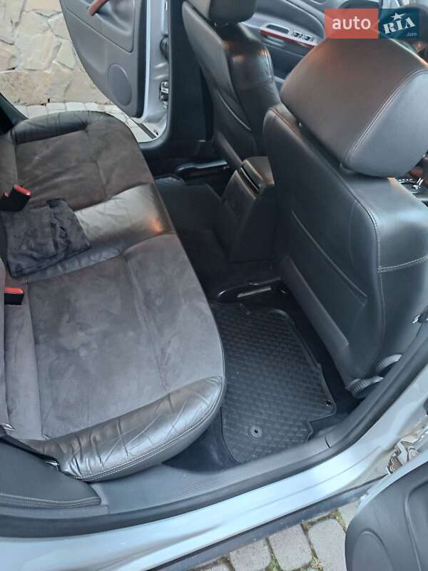 Седан Volkswagen Passat 2005 в Львові