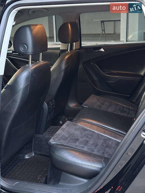 Універсал Volkswagen Passat 2006 в Вінниці