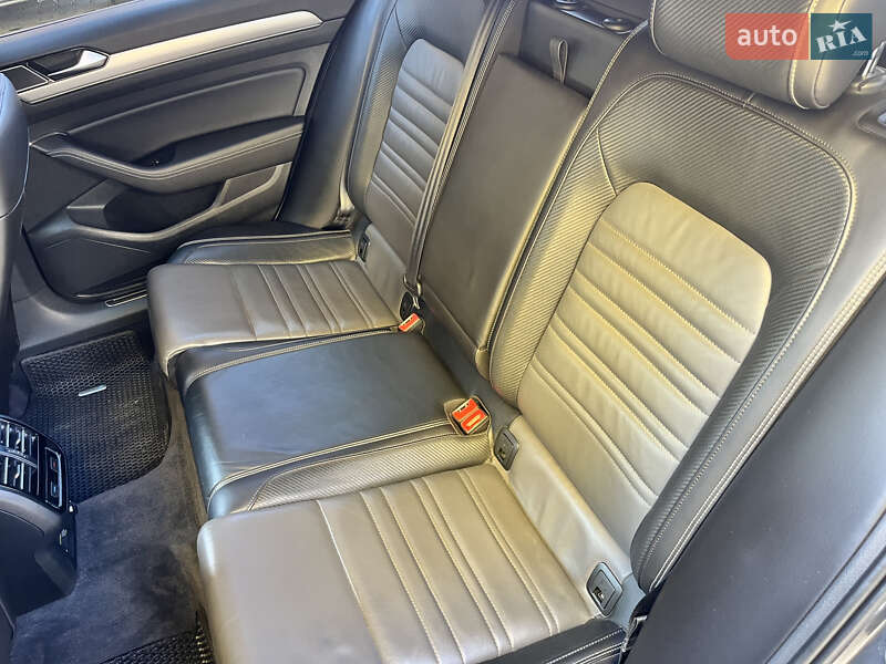 Универсал Volkswagen Passat 2015 в Черновцах фото 17 Универсал Volkswagen Passat 2015 в Черновцах