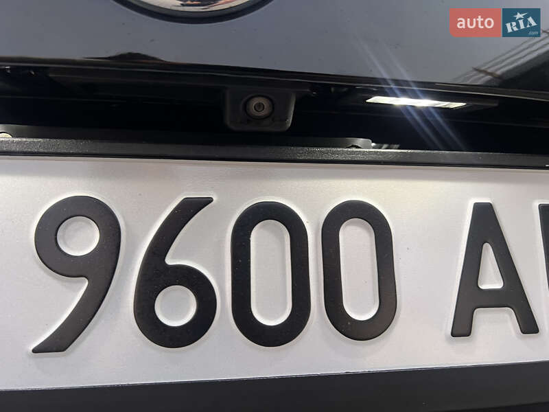 Седан Volkswagen Passat 2012 в Дніпрі