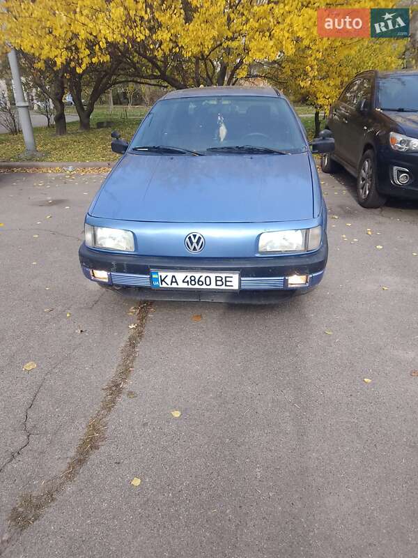 Седан Volkswagen Passat 1993 в Киеве фото 2 Седан Volkswagen Passat 1993 в Киеве
