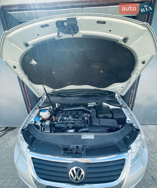 Седан Volkswagen Passat 2010 в Южноукраинске