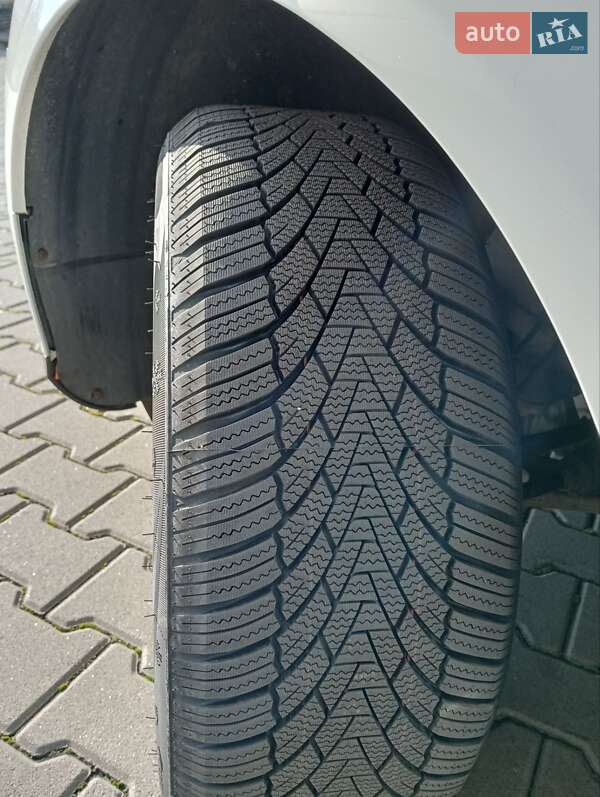 Универсал Volkswagen Passat 2009 в Киеве фото 14 Универсал Volkswagen Passat 2009 в Киеве