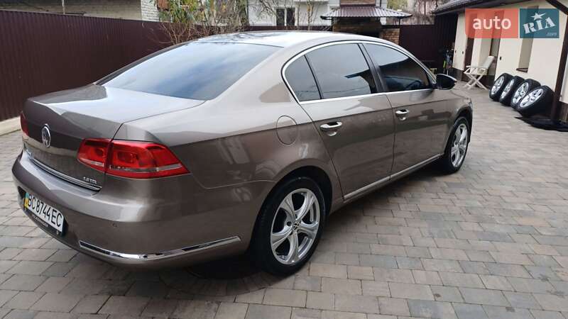Седан Volkswagen Passat 2011 в Дрогобыче фото 8 Седан Volkswagen Passat 2011 в Дрогобыче