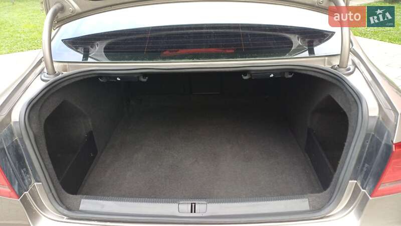 Седан Volkswagen Passat 2011 в Дрогобыче фото 18 Седан Volkswagen Passat 2011 в Дрогобыче