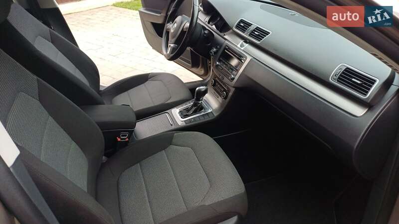 Седан Volkswagen Passat 2011 в Дрогобыче фото 32 Седан Volkswagen Passat 2011 в Дрогобыче