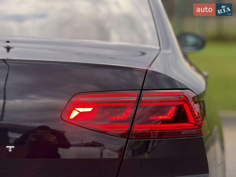 Седан Volkswagen Passat 2019 в Луцьку