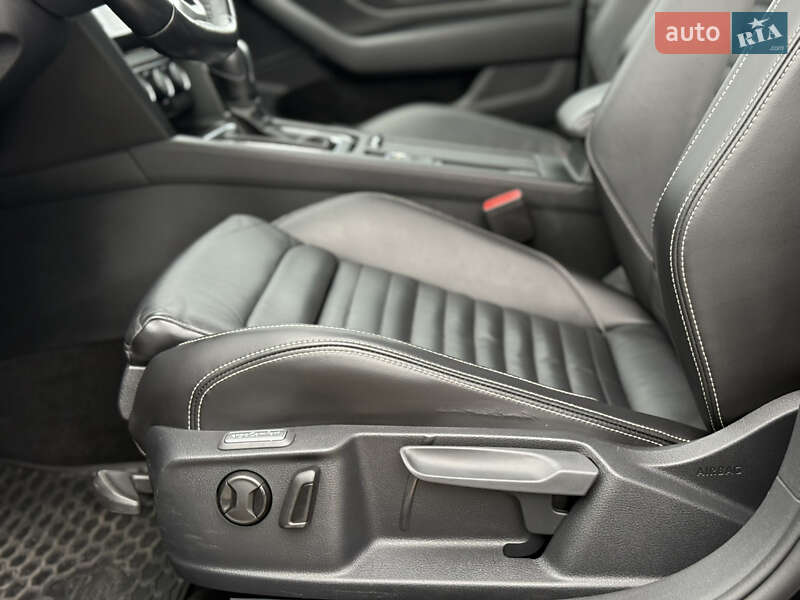 Седан Volkswagen Passat 2019 в Луцьку