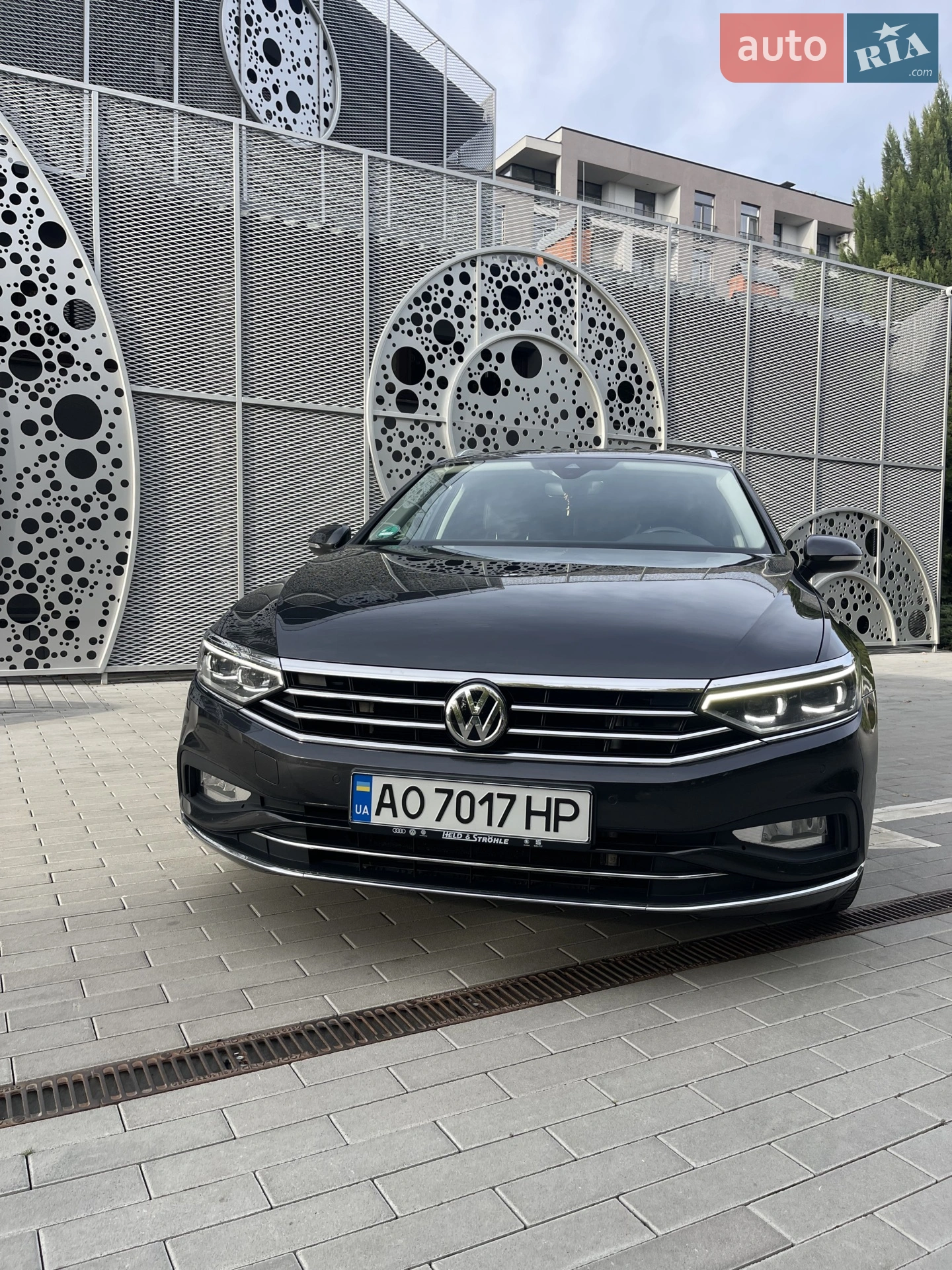 2019 Volkswagen Passat - мініатюра 2