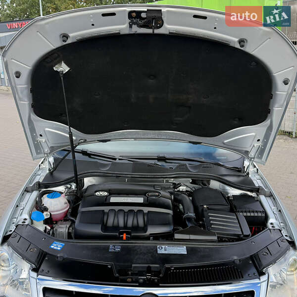 Седан Volkswagen Passat 2009 в Виннице