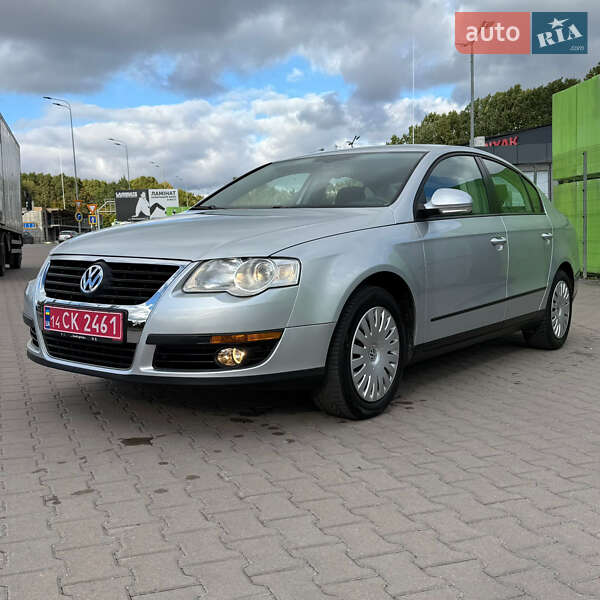 Седан Volkswagen Passat 2009 в Виннице